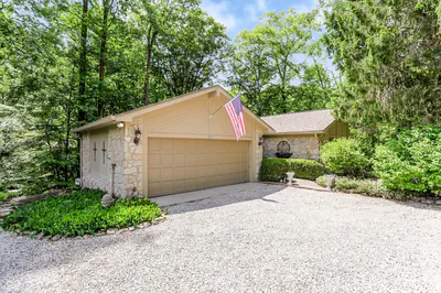 7592 Poplar Point Drive, Trafalgar - 3