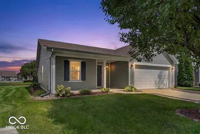 910 Stonehurst Drive, Franklin - 2