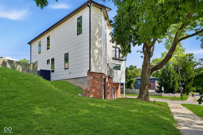2130 Brookside Parkway North Drive, Indianapolis - 69