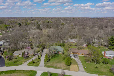 8928 Carriage Lane, Indianapolis - 58