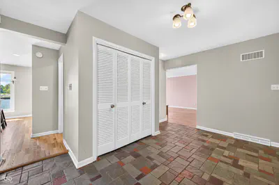 3783 North Wood Lake Drive, Columbus - 7