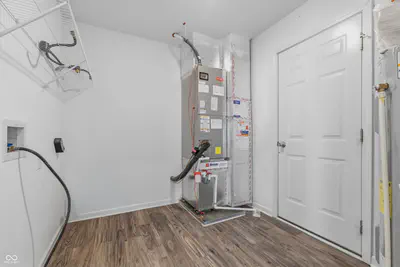 1447 Bigleaf Drive, Sheridan - 14