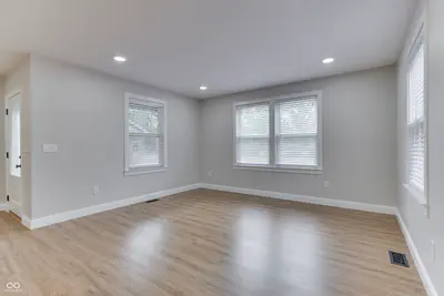 1306 Saint Clair Street, Indianapolis - 8