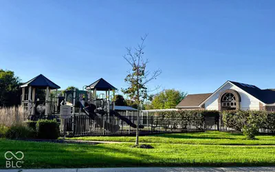 5884 Hollow Oak Trail, Carmel - 53