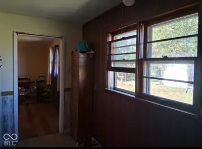 5285 N Yoho Road, Solsberry - 14