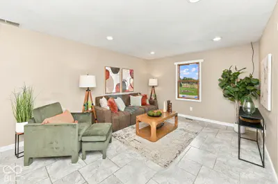22585 Vos Hiatt Avenue, Cicero - 21