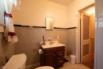2636 E 40th Street, Indianapolis - 22