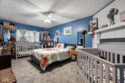 604 Center Drive, Frankfort - 15