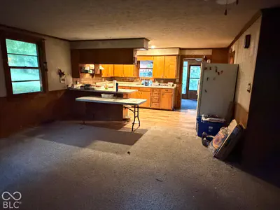 6256 Fall Creek Drive, Pendleton - 9