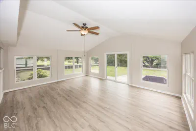5625 950, Zionsville - 13