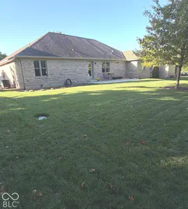 6658 English Oak Drive, Avon - 36