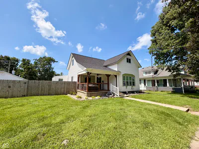 120 Washington Street, Ladoga - 2