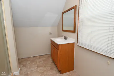 703 Main Street, Plainfield - 44