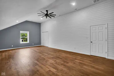 6850 Base Road, North Vernon - 17