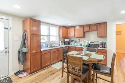 624 Washington Street, Shelbyville - 14