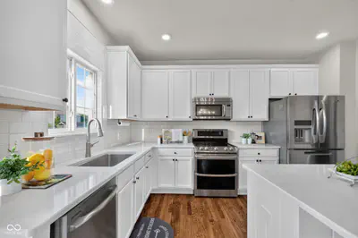 541 Stafford Drive, Westfield - 25
