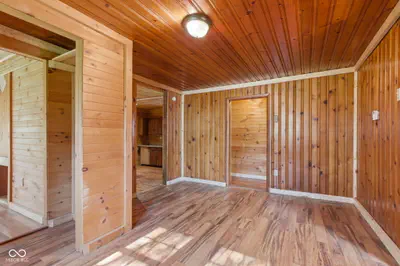 9781 Walnut Street, Lapel - 10