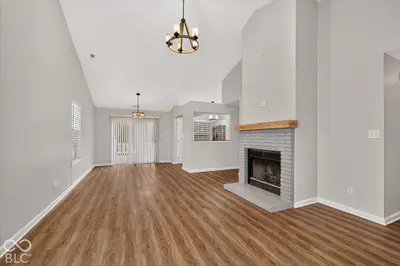 9741 Roxbury Drive, Fishers - 6