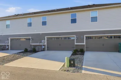 7218 Governors Row, Avon - 29