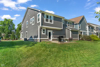 103 Thomas Point Drive, Fortville - 39