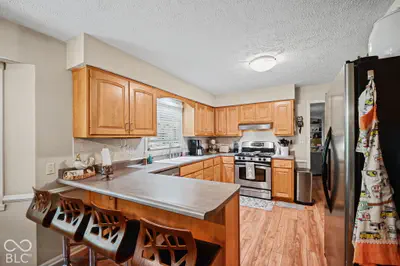 651 Hawthorne Drive, Carmel - 7