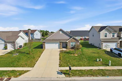 6430 W Mulberry Way, Greenfield - 35