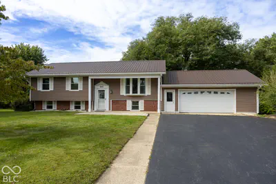 1975 Crescent Drive, Crawfordsville