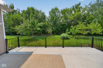 8922 Springview Drive, McCordsville - 30
