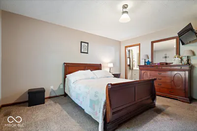 3941 Meridee Drive, Indianapolis - 19