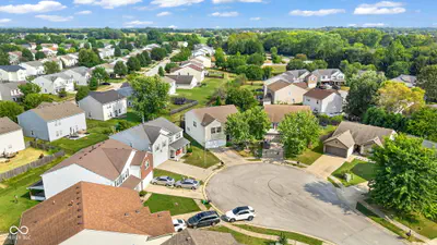 8801 Browns Valley Lane, Camby - 55