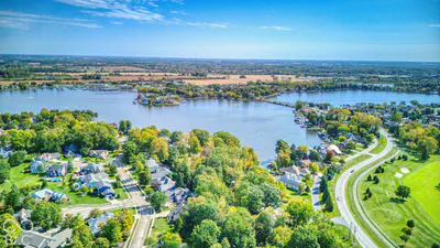 7044 Oakbay Drive, Noblesville - 60