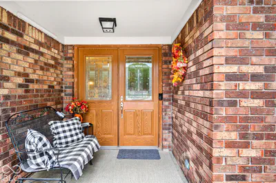 261 Oakwood, Greenwood - 12