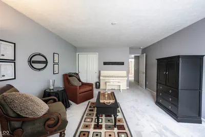 5636 Ottawa Pass, Carmel - 40