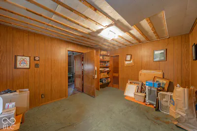 797 N 500 Road W, Anderson - 19