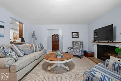 9110 Waymen Drive, Indianapolis - 18