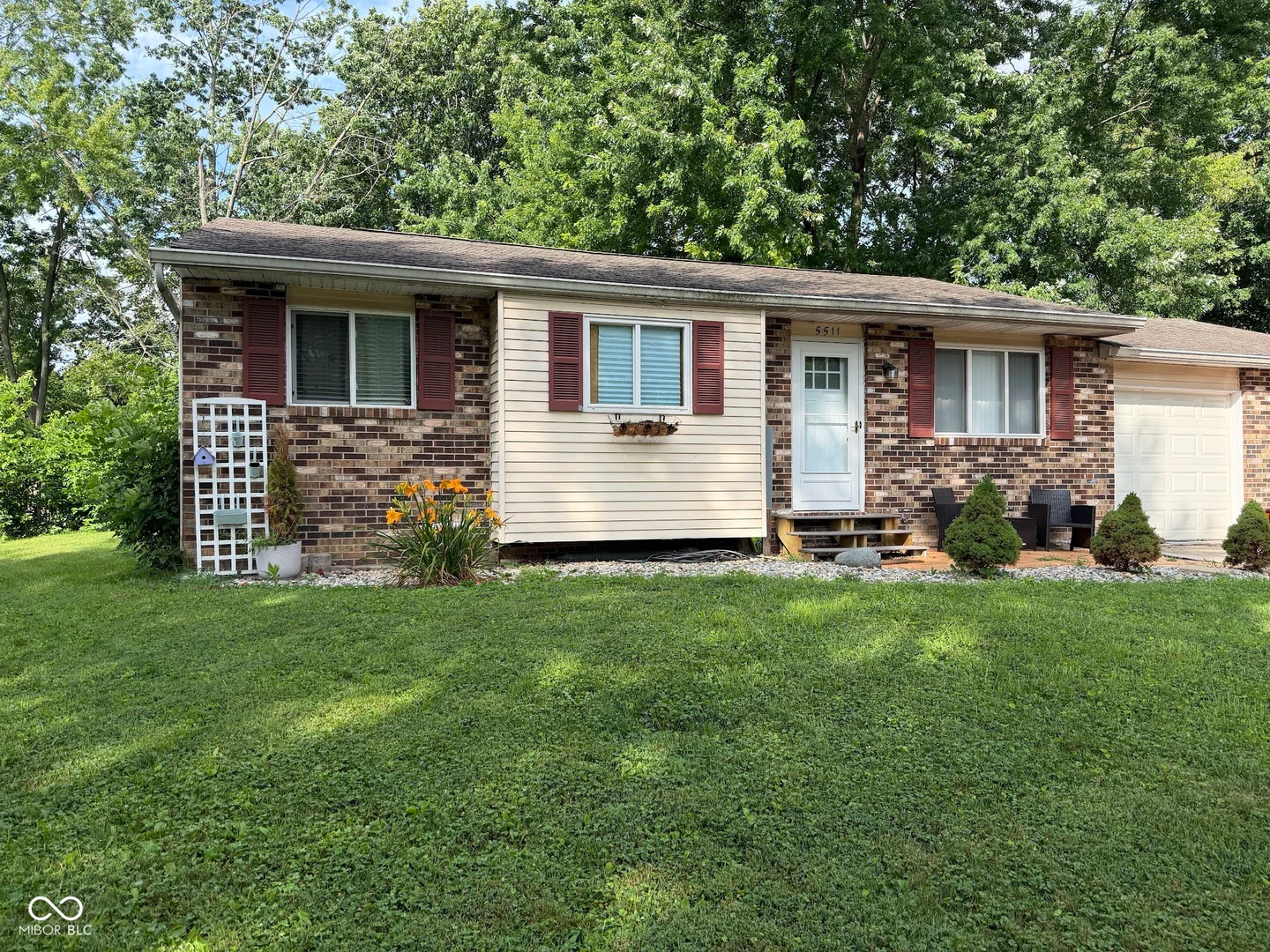 5511 Lunsford Drive, Indianapolis