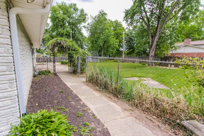 10725 Edgewood Avenue, Indianapolis - 46