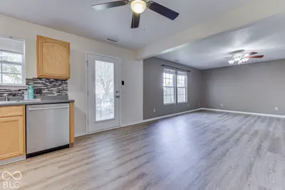10908 Firefly Circle, Indianapolis - 14