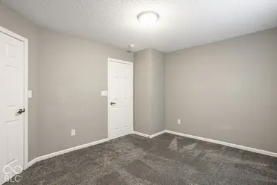 12351 Blue Sky Drive, Fishers - 32