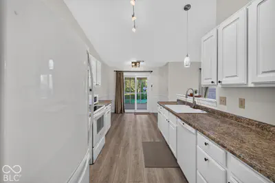 17214 Meggs, Westfield - 15