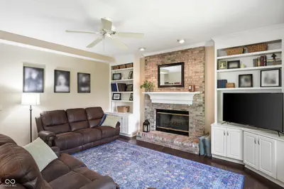 9801 Logan Lane, Fishers - 12