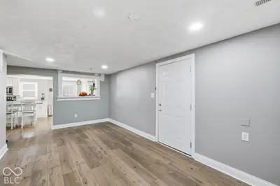 2064 Riviera, Indianapolis - 22