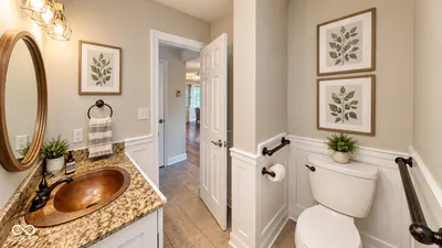 9531 Harbour Pointe Drive, Bloomington - 8