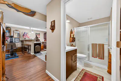 697 Lake Vista Drive, Columbus - 48