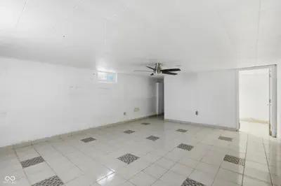 2915 Mitthoefer Road, Indianapolis - 23