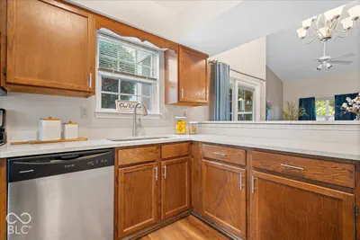 7475 Wood Court, Fishers - 15