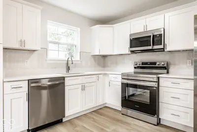 18061 Sanibel Circle, Westfield - 8