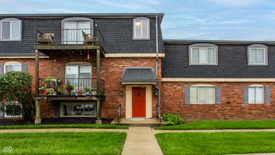 315 Elmead Court, Greenwood