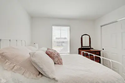 64 Sterling Place, New Whiteland - 40