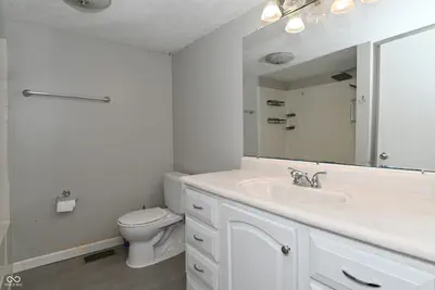 703 Main Street, Plainfield - 22